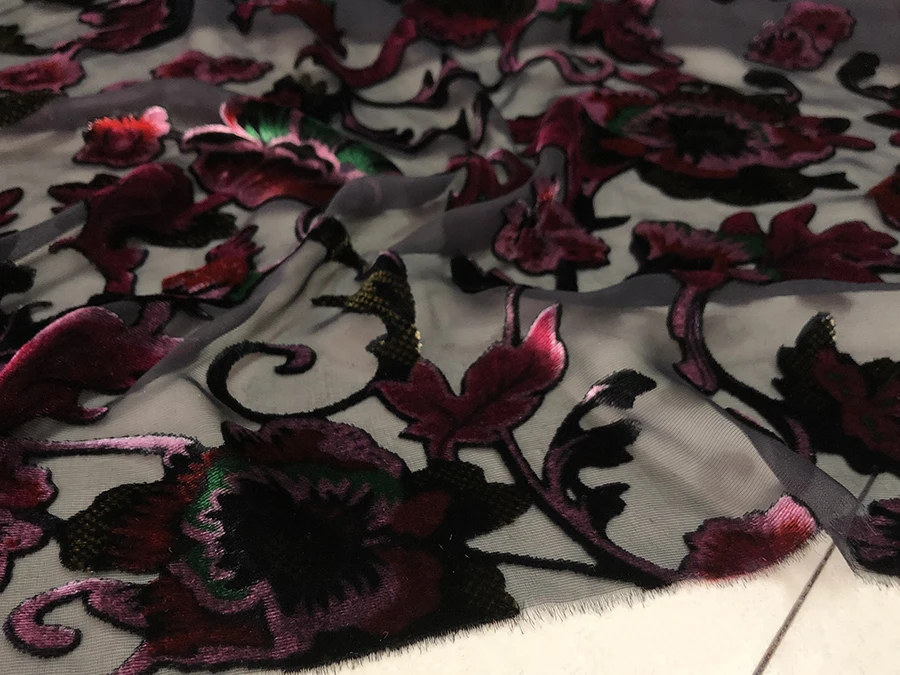 

High Quality Real Silk Gold Velvet Fashion Fabric Black Bottom Gorgeous Flowers Hollow out Designer Cheongsam Qipao Cloth