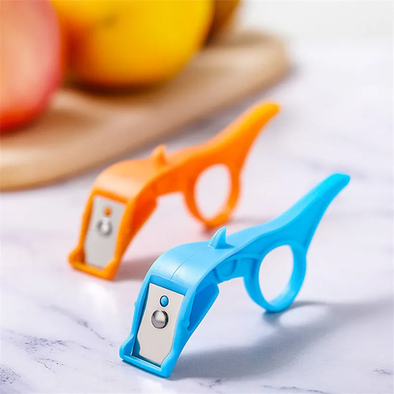 Portable Manual Peeling Fruit Apple Kiwi Peeler Orange Cutter Vegetable Stainless Steel Peelers Potatoes Peeler Kitchen Tools