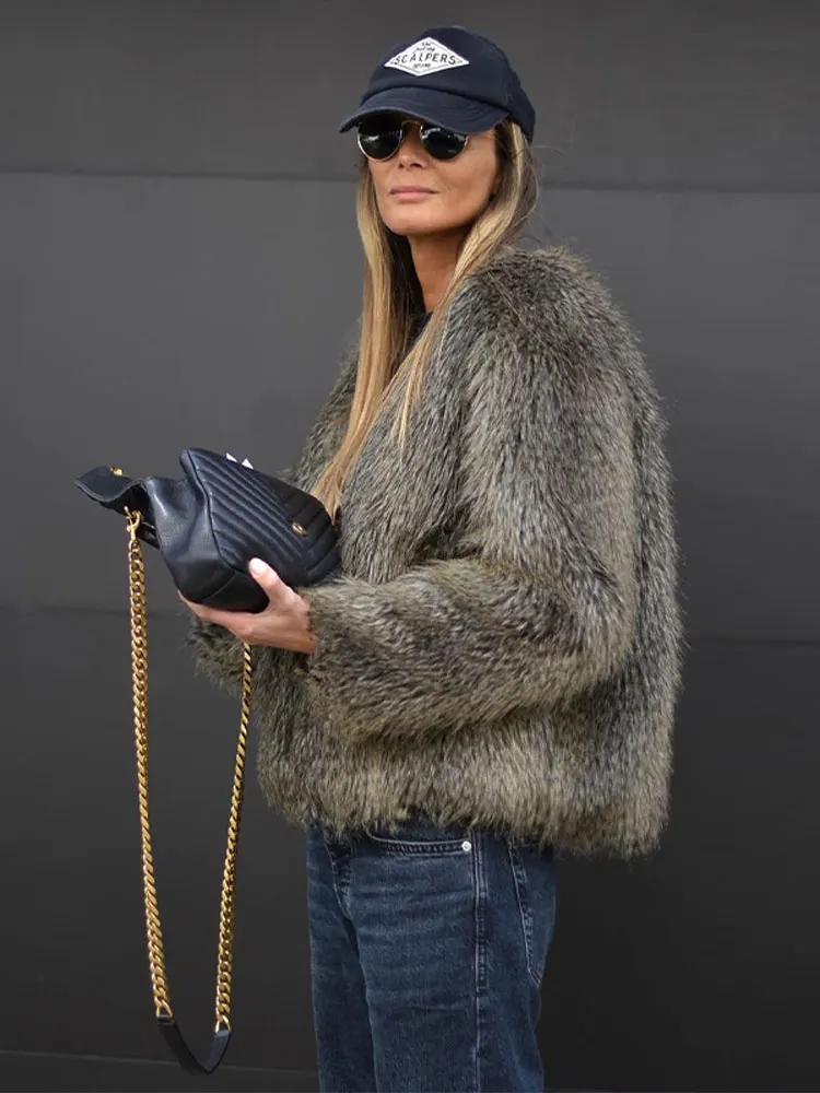 Рисунок 4 - Модная утепленная короткая куртка