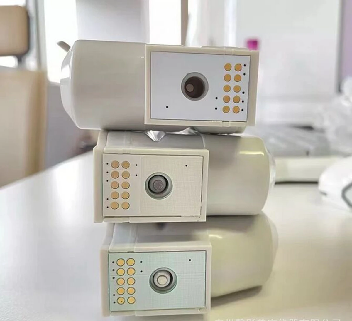 

LMCS_V5.0 Version 10000 Shots Facial Body HIFU Cartridge Replaced Heads 1.5mm 3.0mm 4.5mm 8.0mm 13.0mm