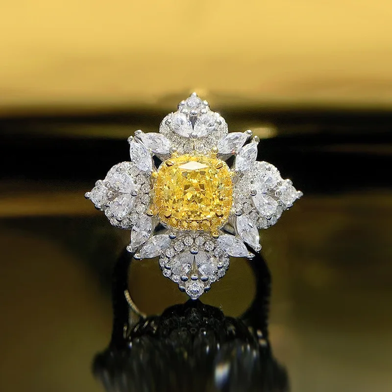 

New S925 Silver 1 Carat Fat Square 6 * 6 Yellow Diamond Ring for Women's Ins Fashion Big Diamond Live Broadcast