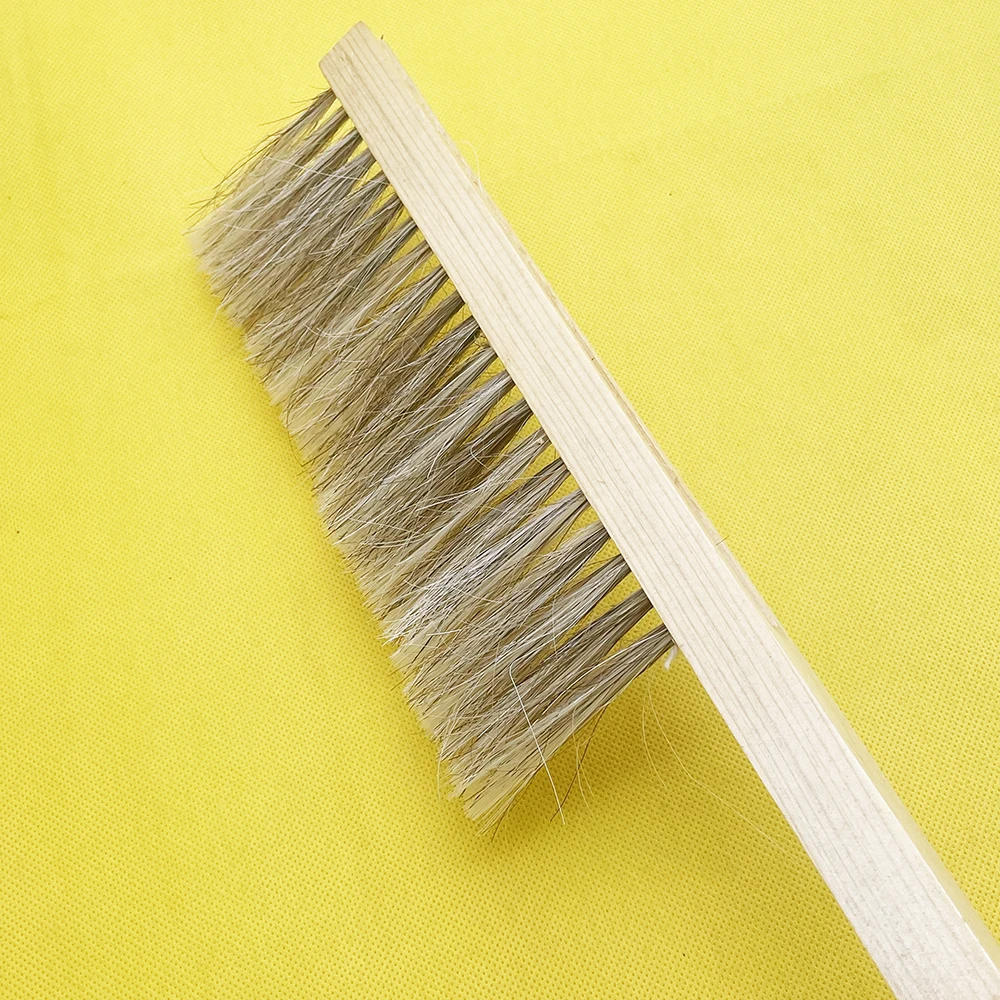 Beekeeping Tools Beehive Broom Sweeper 1PCS