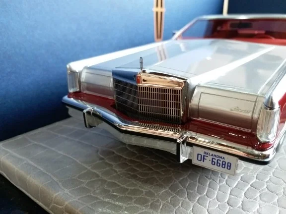 1⁄18 リンカーン AMC Lincoln ContinentalMark V