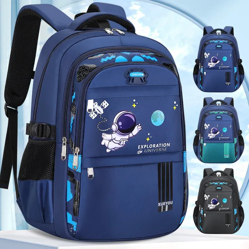 Children's Burden Reduction Backpack Boy Astronaut School Children's Backpack Waterproof Primary School Backpack
