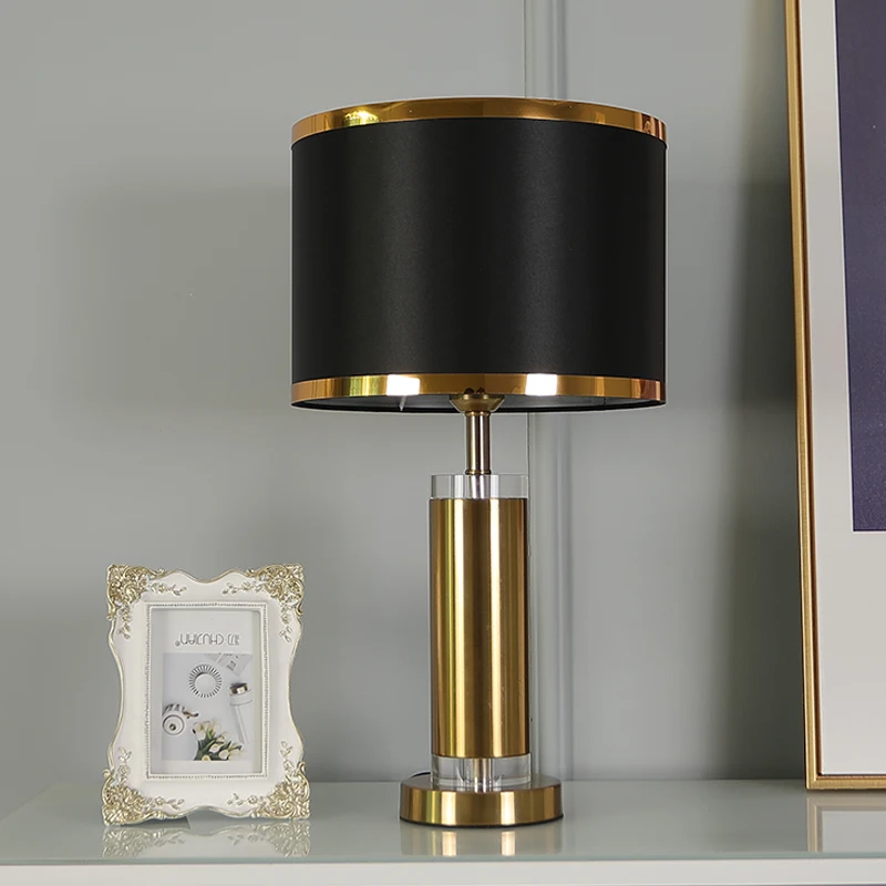 Tanie Prostota w stylu nordyckim lampa stołowa twórczy złoty słup czarny sklep