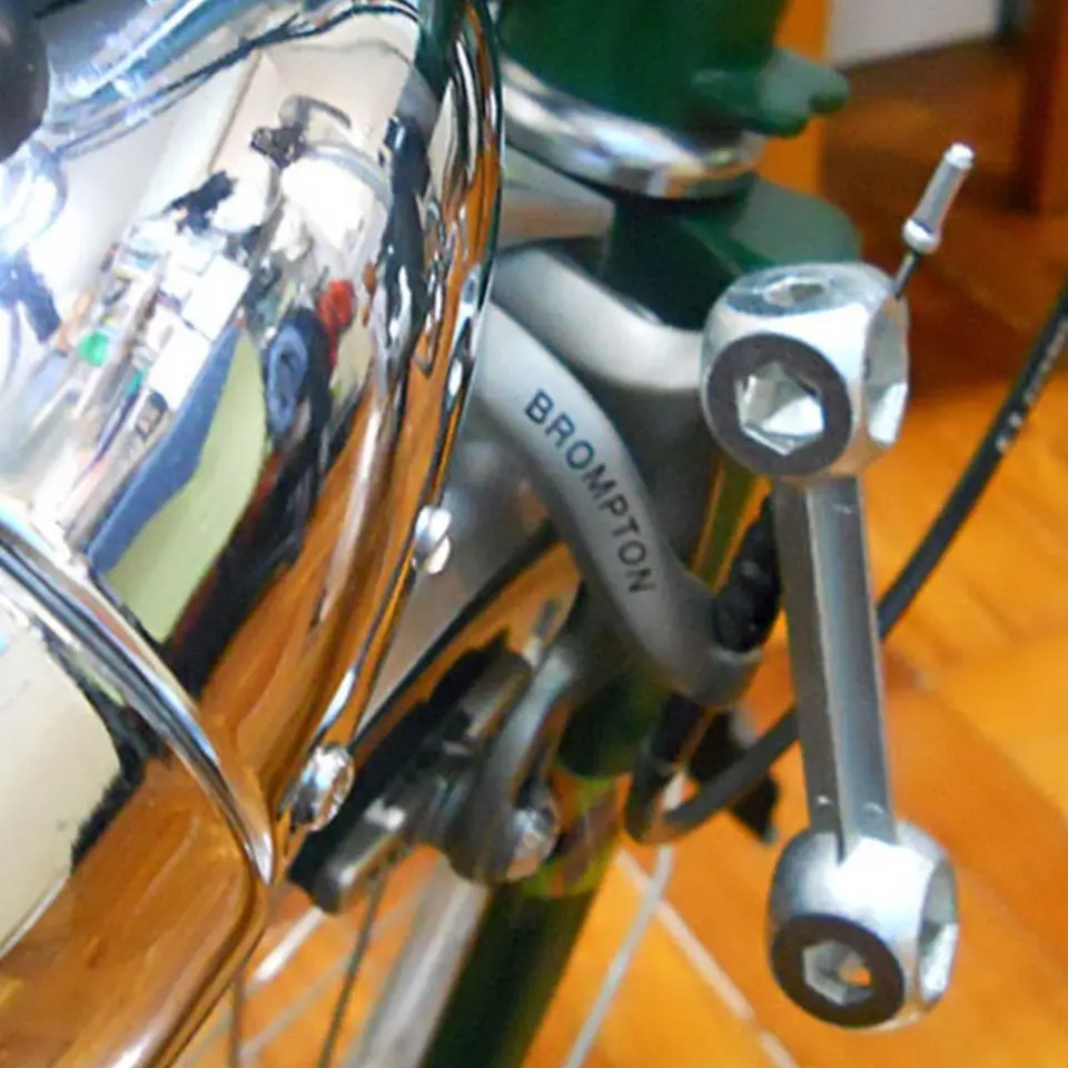 Chiave Esagonale Multifunzione 10 In 1 A Forma Di Osso Per Bicicletta - Lega Di Zinco