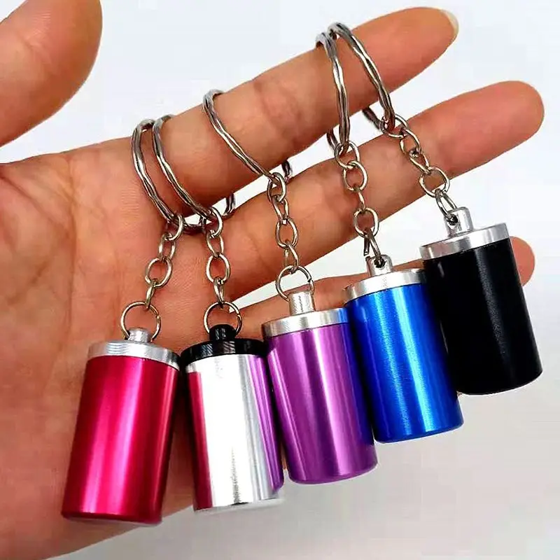 Portable Ashtray Lid Outdoor Aluminum Storage Tube Windproof Cigarettes Ashtray Keychain Mini Ash Holder cenicero Portable Ashtray Cigarettes Ashtray
