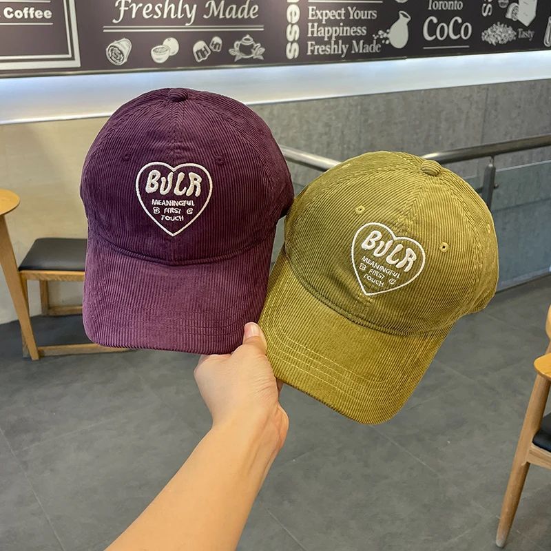 

Hat Female Spring and Autumn All-Match Love Embroidered Baseball Cap Men and Women Japanese Fashion Casual Couple Peaked Cap