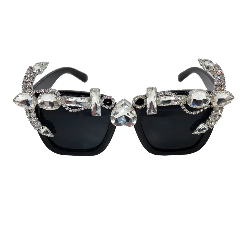 

2022 Baroque Square Sunglasses Women Crystals Sexy Girls Sun Glasses Rhinestone Ladies Shades for Party Oculos De Sol Feminino