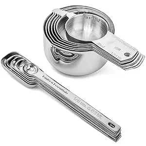 Stacking measuring cups and spoons