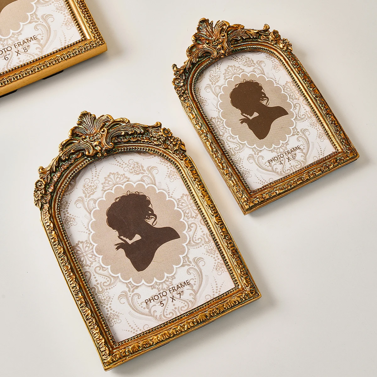 1PC, resin material, retro golden arched lace decorative photo frame