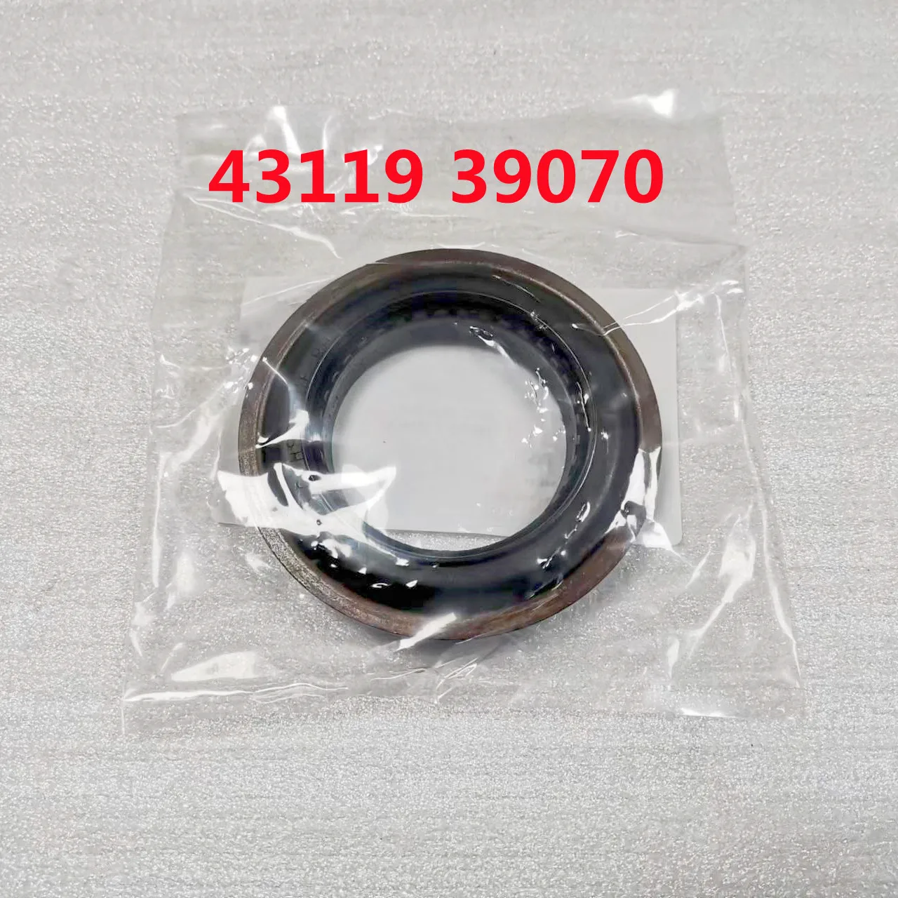 Half shaft oil seal Drive shaft oil seal For hyundai Tucson Sportage IX35IX25 Sonata YF NF LF 4311939070 43119-39070