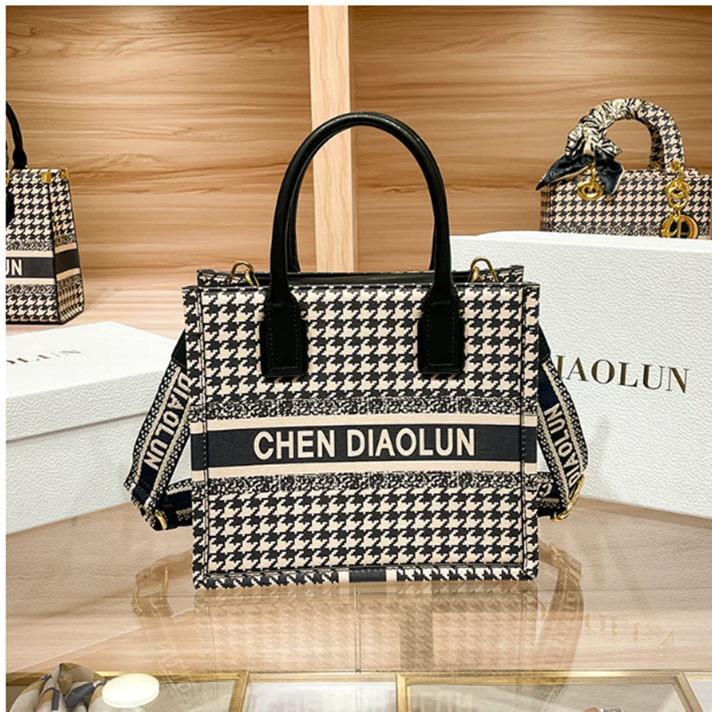 

Princess Dai bag New Senior Touch Thousand Bird Vheck Handbag For Women Single Shoulder Crossbody Fashion Retro Fashion Bag