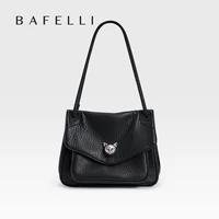 Sac fourre-tout tendance à chaînes BAFELLI pour femmes, sac à bandoulière et sac à main en cuir souple, nouveau sac à main chic et luxueux 2026 3