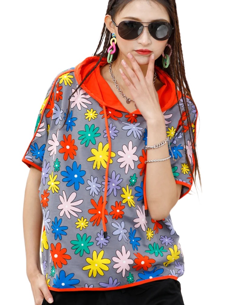 Женская футболка в стиле ретро с капюшоном и цветочным принтом |