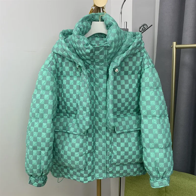 

2022 зимняя Корейская свободная короткая пуховая куртка с капюшоном утепленная клетчатая универсальная модная куртка на белом утином пуху s426