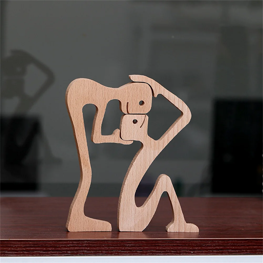 Wooden dog figurine - Image 2