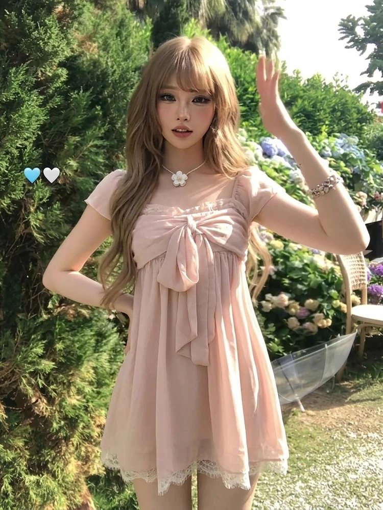 Elegante Mini Abito Lolita Dolce in Chiffon Rosa con Pizzo e Fiocco Frontale, Maniche a Sbuffo, Vestibilità Slim, Vita Alta, per Uso Quotidiano e Feste - Image 3