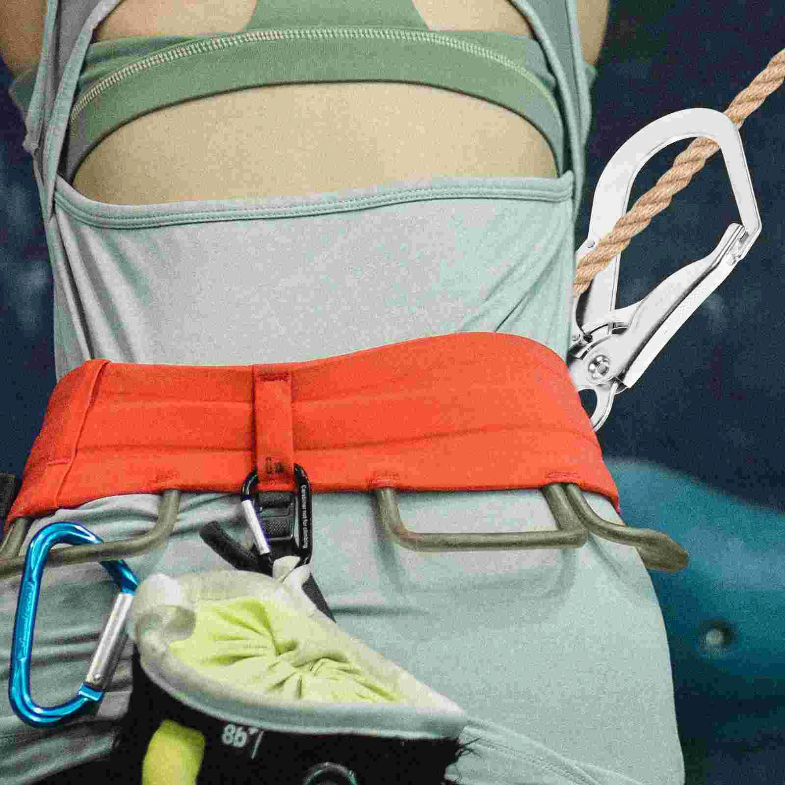 Рисунок 4 - большой металлический карабин