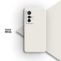Lvory White