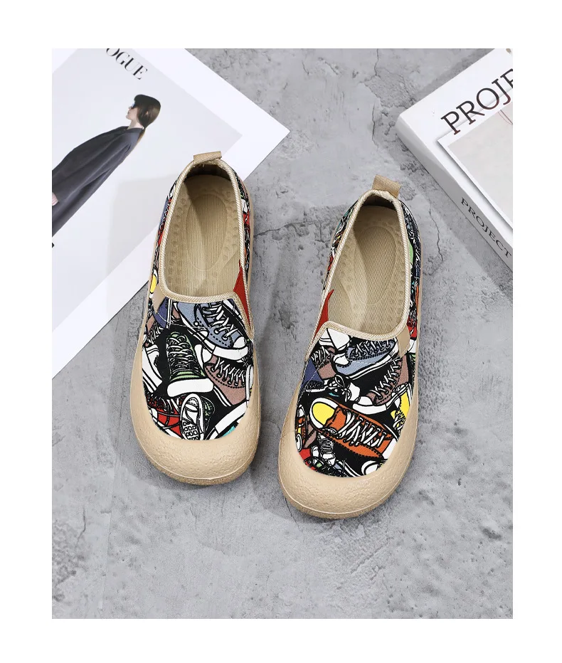 Women's Breathable Mom Shoes Soft Flat Sole Slip-On Spring Casual Cloth Shoes Orthopedic Comfort Lightweight Non-Slip Wide Width