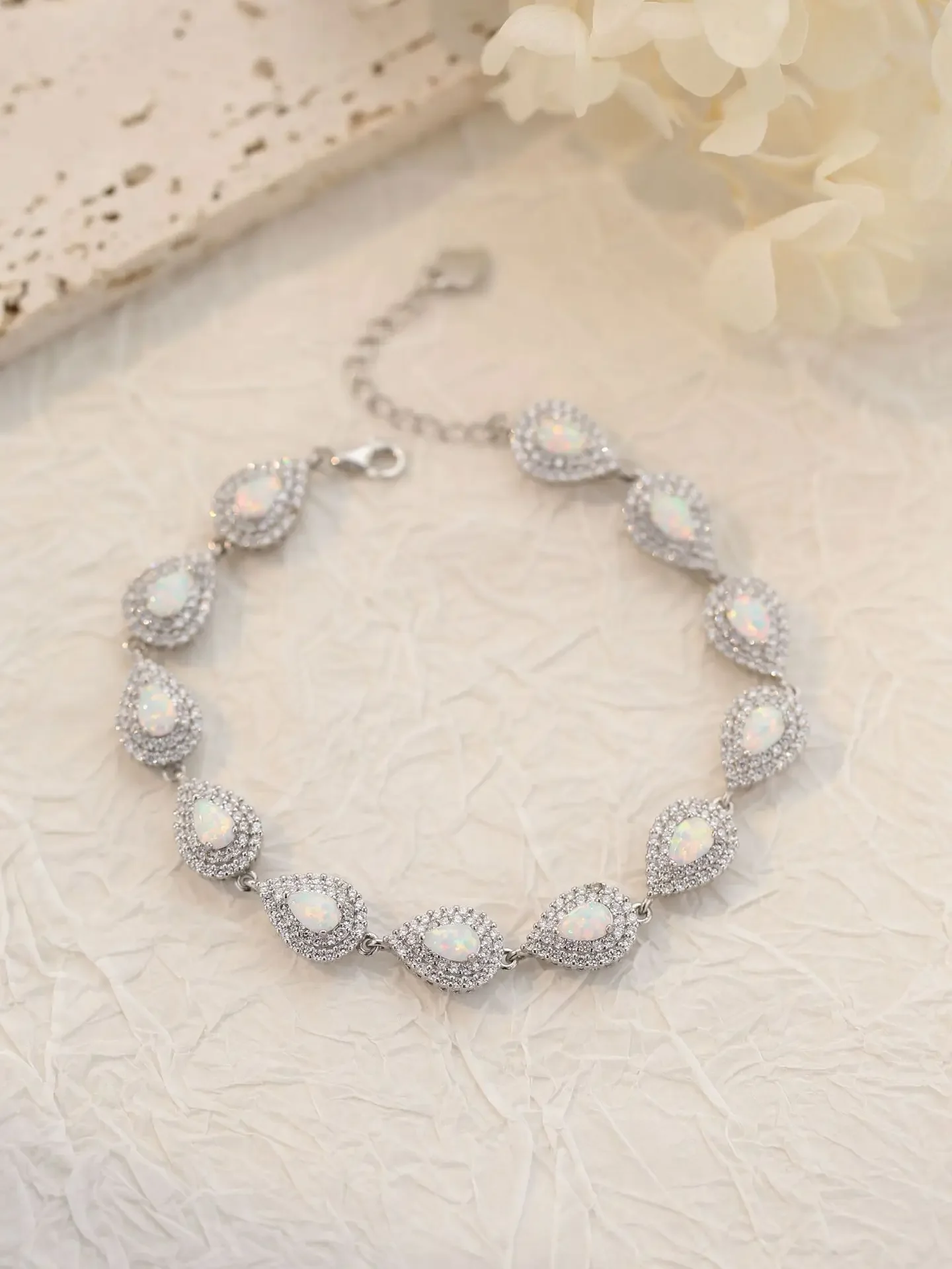 

Pure 925 Silver Droplet Bracelet with Shining Zircon and White Opal,Classic Sweet Style for Party or Dating Wear
