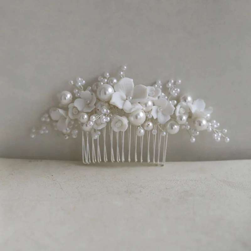 SLBRIDAL Handmade Crystal Rhinestone Pearls Ceramic Flower Bridal Hair Comb Wedding Hair Accessories Bridesmaids Women Jewelry