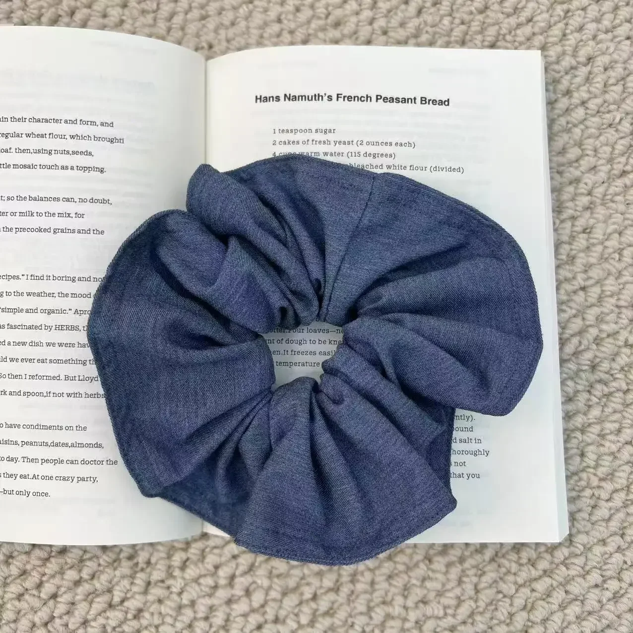 Chic Denim-Style Scrunchies: Trendy Hair Accessories