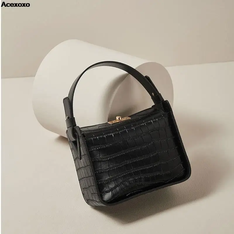 

Vintage crossbody bag