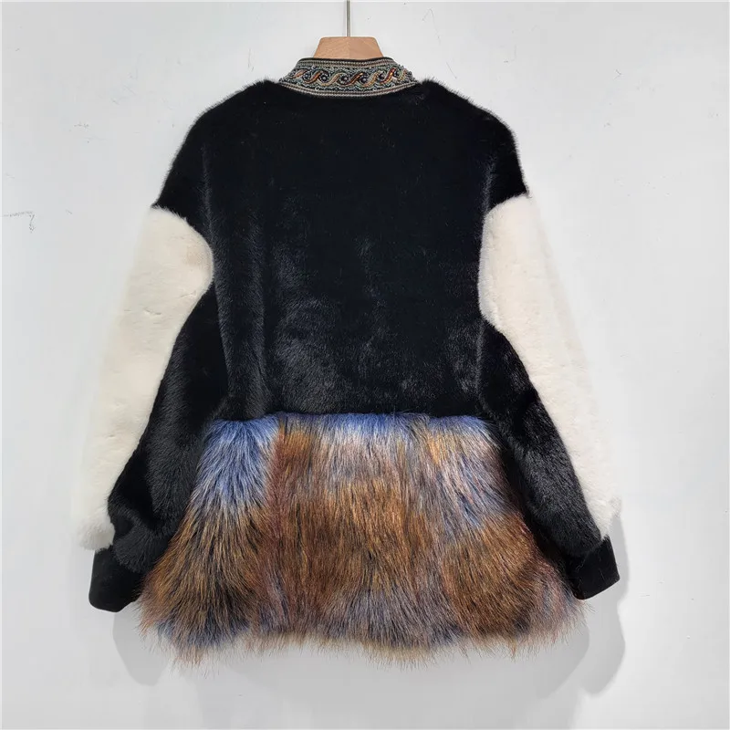 European Goods Women's Fur Coat Winter New Fashion Heavy Loose Slim Beaded Edge Warm Long Sleeves Elegant Ladies Fur Jacket