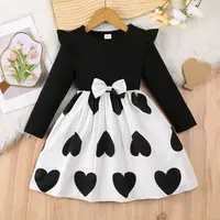 Robe de printemps pour petites filles, tenue de soirée en forme de cœur, à la mode, de Style coréen, vêtements pour enfants de 2 à 6 ans, robe de princesse de vacances 2