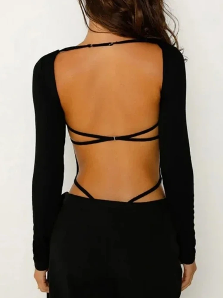 detail van het rugloze bodysuit