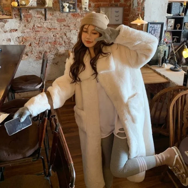 2023 New Winter Coat Fluffy White Artificial Fur Coat Women\'s Mid Length Warm Artificial Fur Jacket Thickened Women\'s Coat