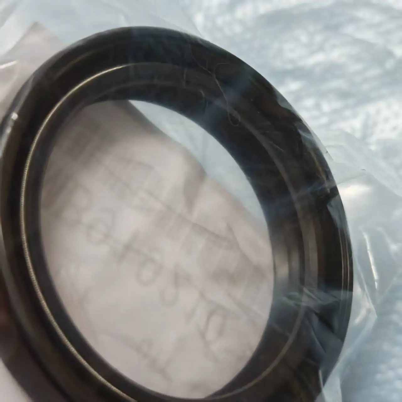 MB919210 3231A047 Transfer Case Oil Seal For MITSUBISHI L200 TRITON 15Z 42.8 55 11 AE