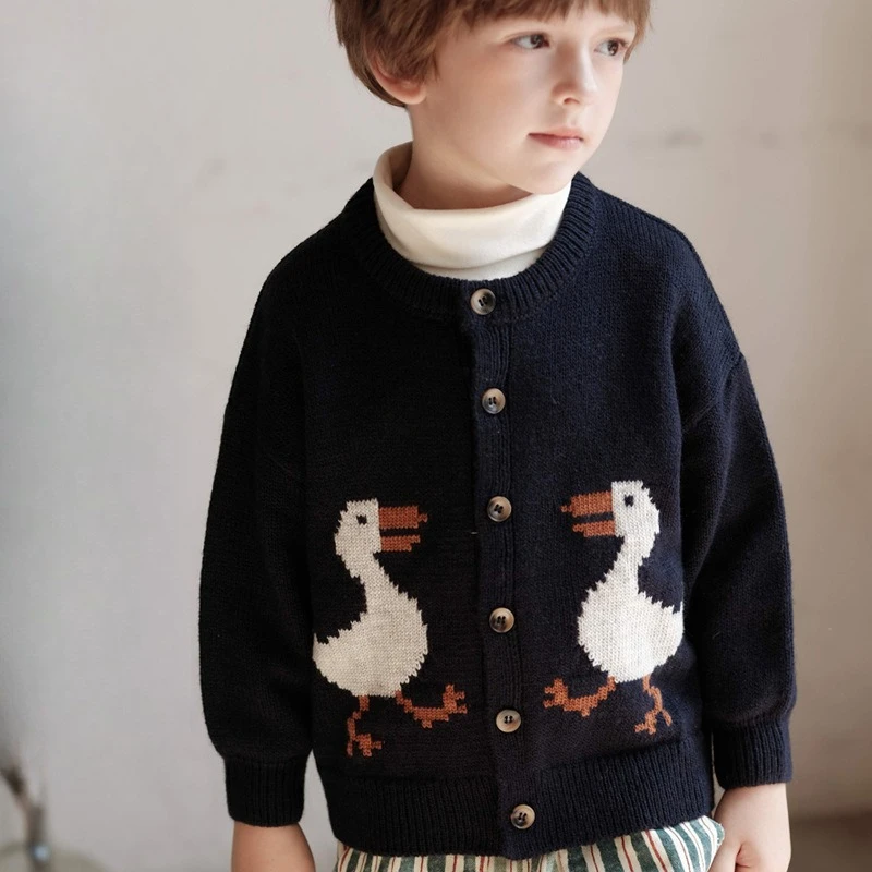 2025 가을 겨울 신상 다용도 아동용 가디건 귀여운 오리 자수  외출용 스웨터