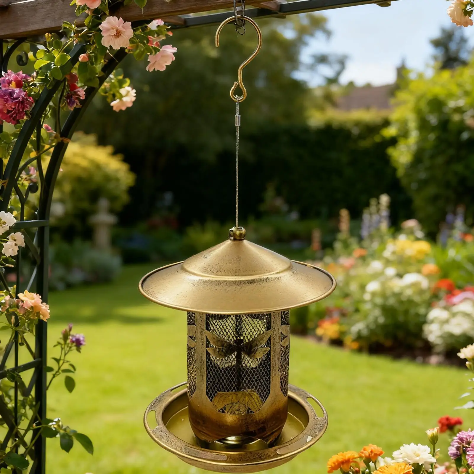 Window Bird Feeder Food Dispenser Squirrel-Proof Removable Wild Bird Feeders For Garden Yard Window Deck Pole Chicken Coop