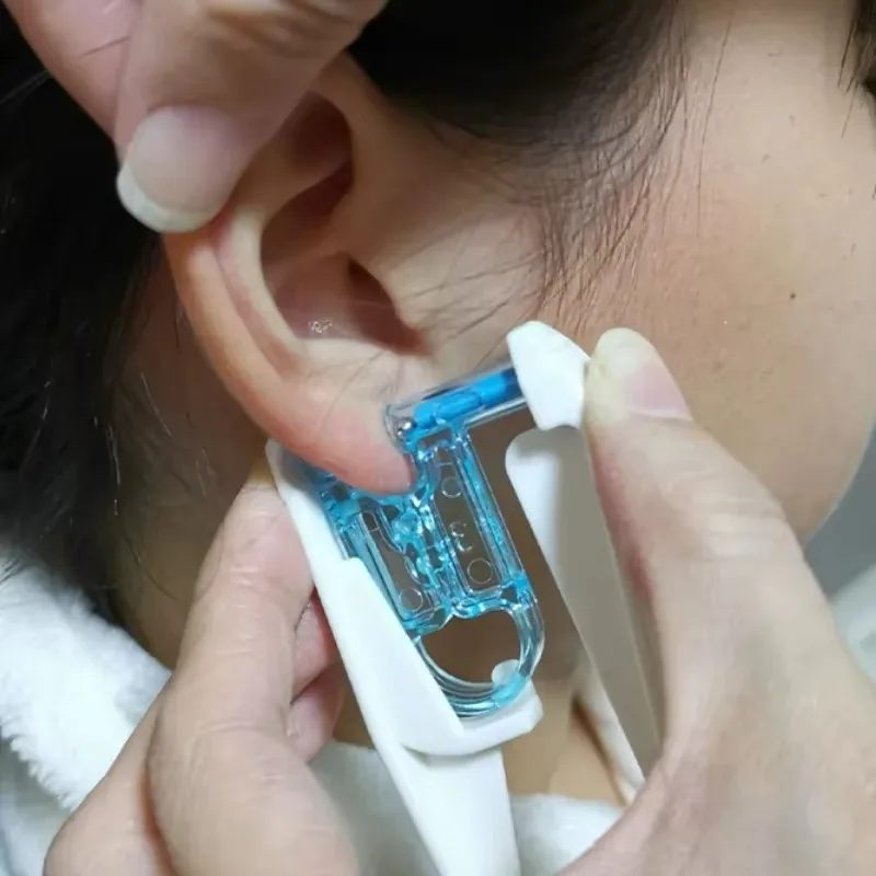Kit Piercing Orecchie 6 Pezzi - Pistole Monouso Con Borchie Cristallo E Tamponi Alcolici, Sicurezza Per Casa E Salone