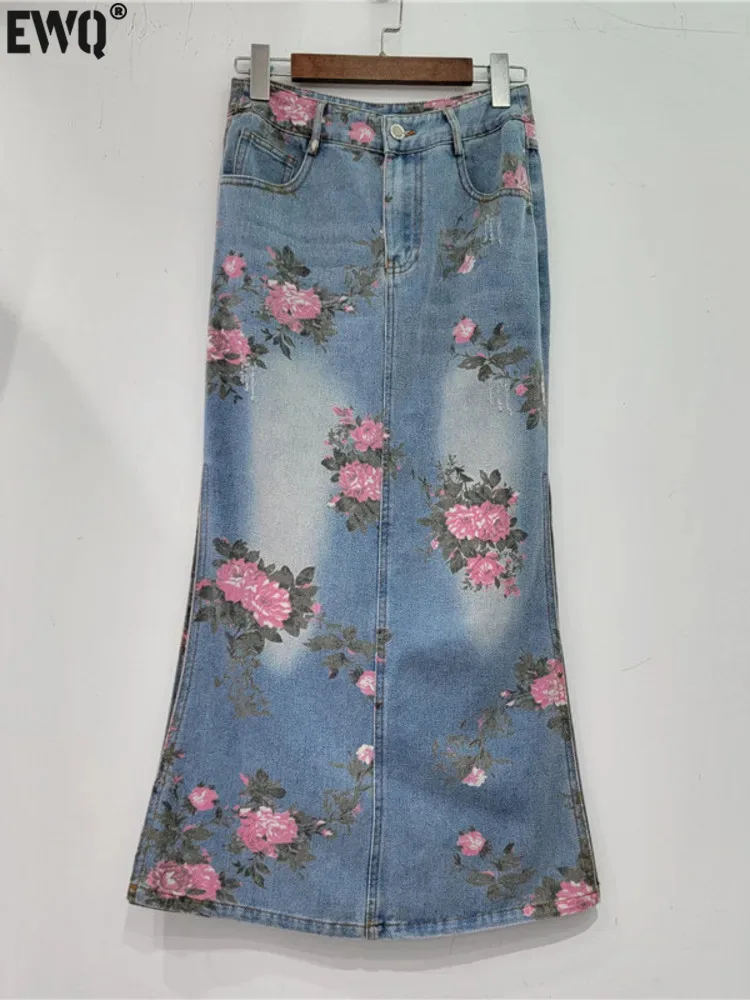 

[EWQ] Beautiful Flower Printed Fashion Female's Skirts Pockets Mid Length Split Denim Skirt For Women 2024 Spring Summer 16U9639