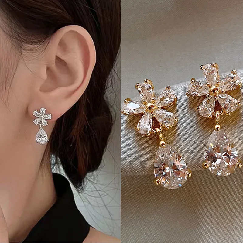 Light Luxury Zircon Stud Earrings Women's Fashion Flower Leaf Earrings Elegant Imitation Pearl Ear Stud Party Wedding Jewelry 3
