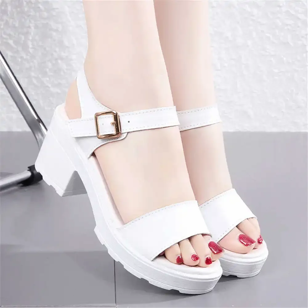 Pantofole Estive Da Donna Antiscivolo In Pelle Normale Sandali Da Donna 2024 Scarpe Da Ginnastica Per Sport Acquatici Taglia 42