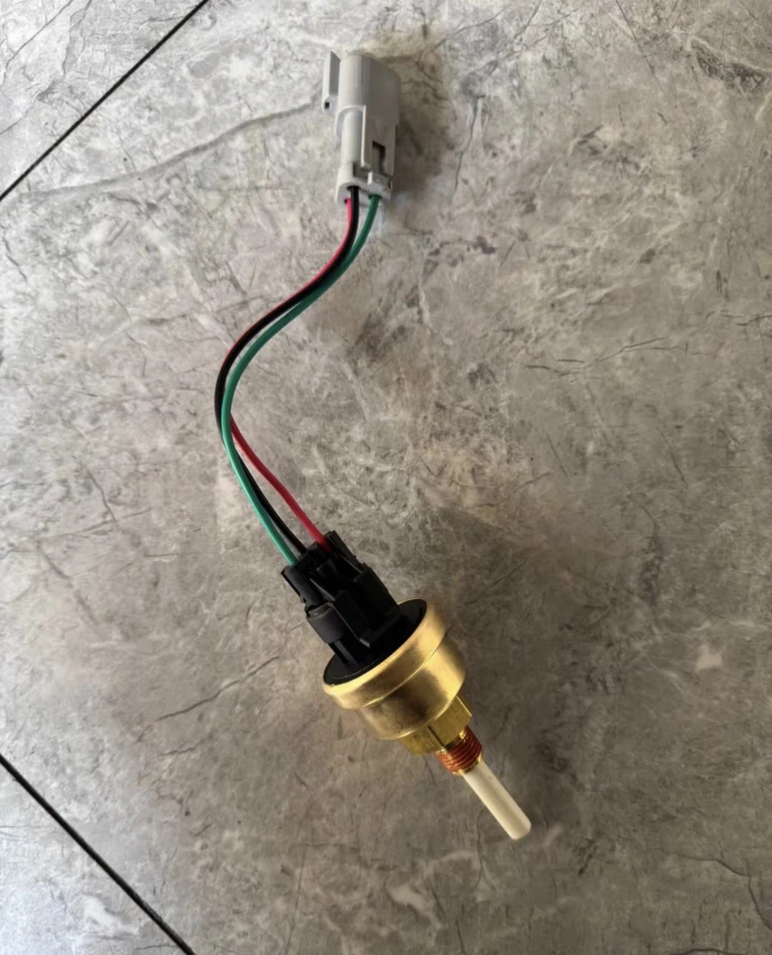 CAT3306B/3512B/3126B Liquid level sensor 239-9957