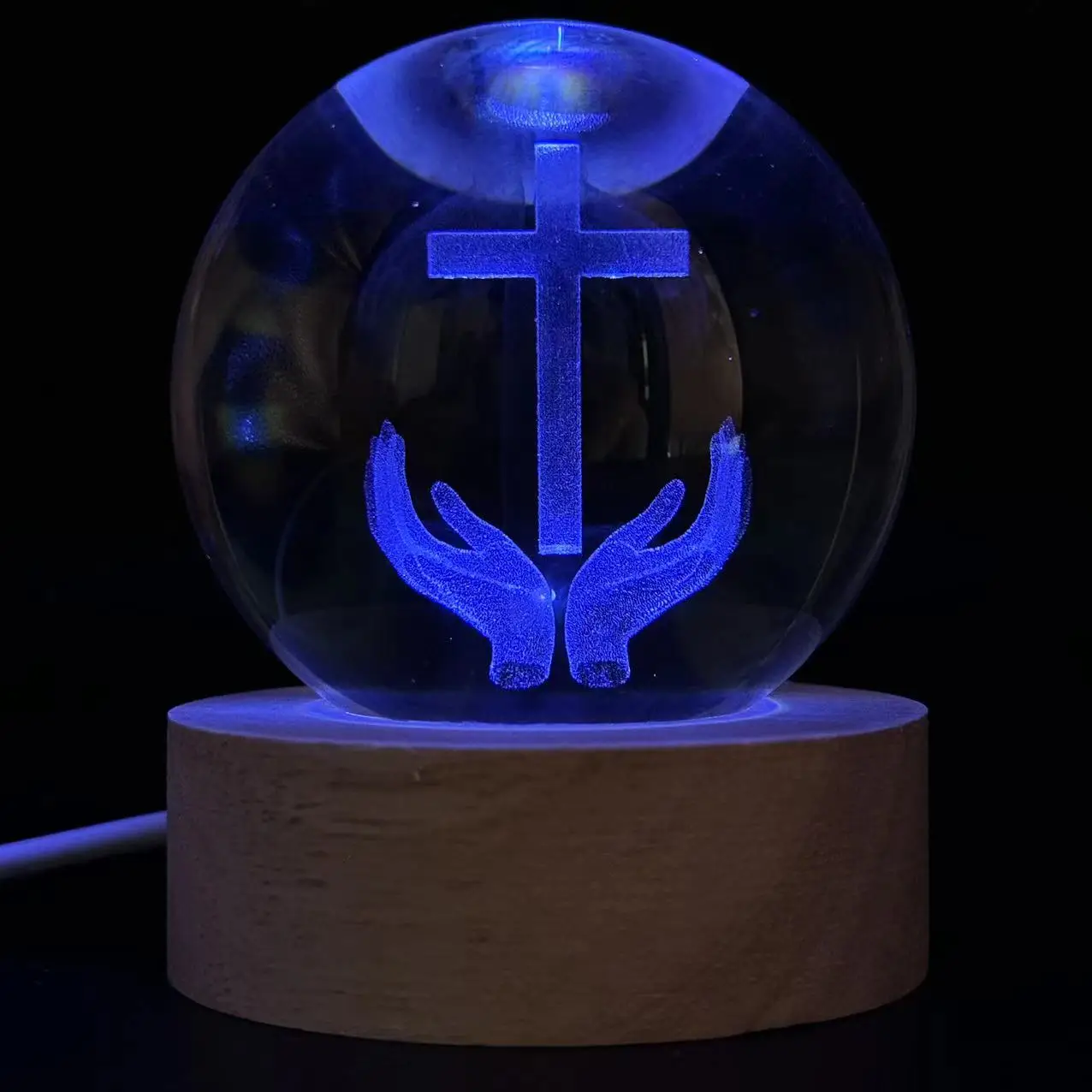 1pc, 크로스 라운드 볼 야간 조명을 들고 3D 레이저 조각 손, 컬러 라이트 우드 램프 홀더, 홈 장식 데코