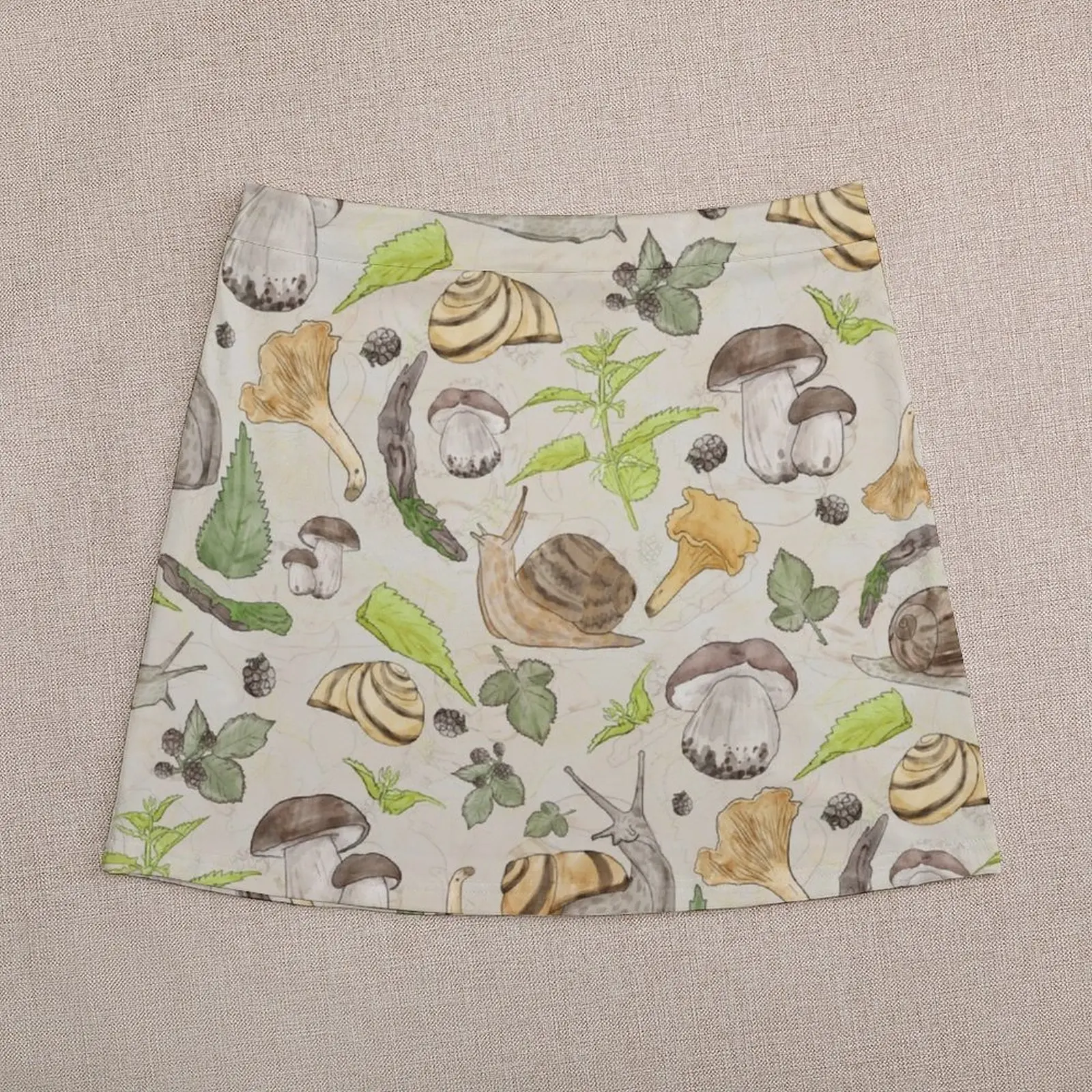 Рисунок 4 - Мини-юбка в Корейском стиле с улиткой в лесу