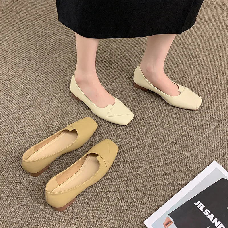 Spring and Summer New Designer Women's Shoes Square Toe Flat Shoes Soft Leather Casual Shoes Shallow Mouth Mom's Shoes