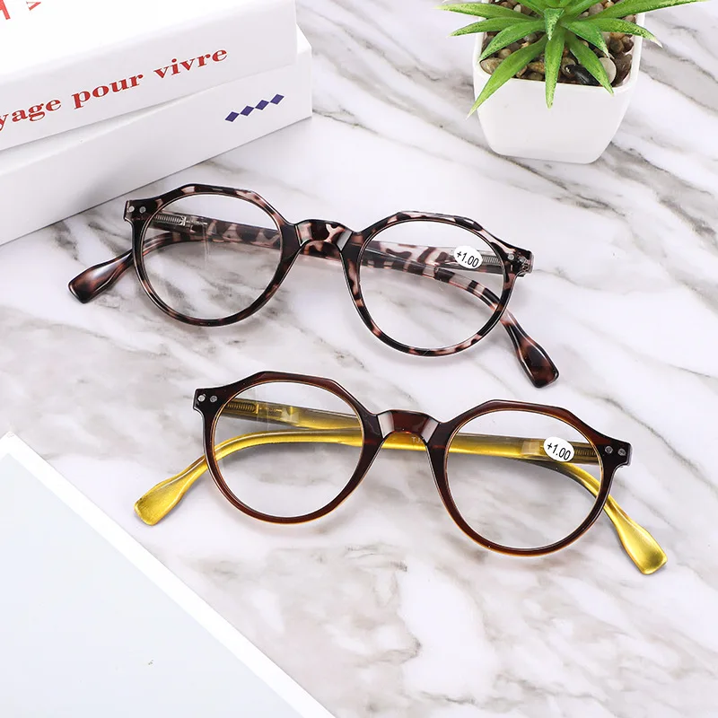 Sleek Small-Frame Unisex High-Definition Reading Glasses
