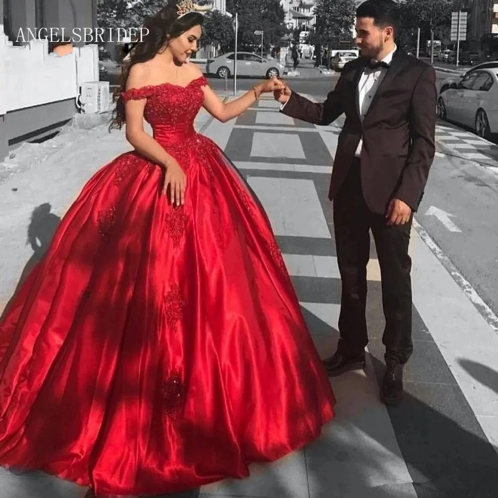 

Красное Атласное Бальное Платье ANGELSBRIDEP с открытыми плечами, платья для Quinceanera, платье для дня рождения с аппликацией для 15-летних девушек