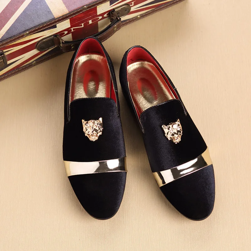 Men Casual Shoes Fashion Embroidery Loafers Outdoor Driving Moccasins Youth Trendy Party Flats