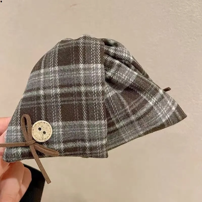 1 Stück karierte Knopf-Stoff-Dreieck-Haarspange, hochwertige, vielseitige Schleifen-Haarnadel, koreanischer Stil, Hochsteckfrisur-Haifisch-Clip auf der Rückseite – Detail 7