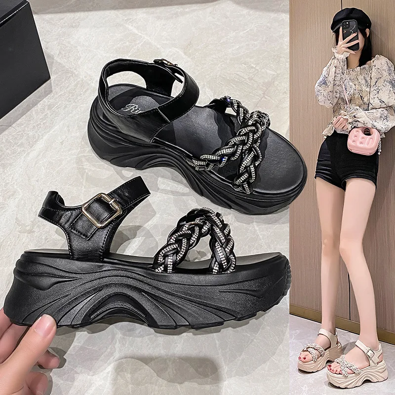 

Сандалии на низком каблуке для девочек, удобные пляжные туфли, без каблука, без застежки, однотонные, черные, лето 2024