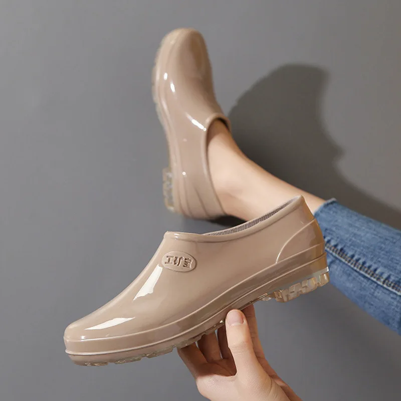 rubber shoes for women